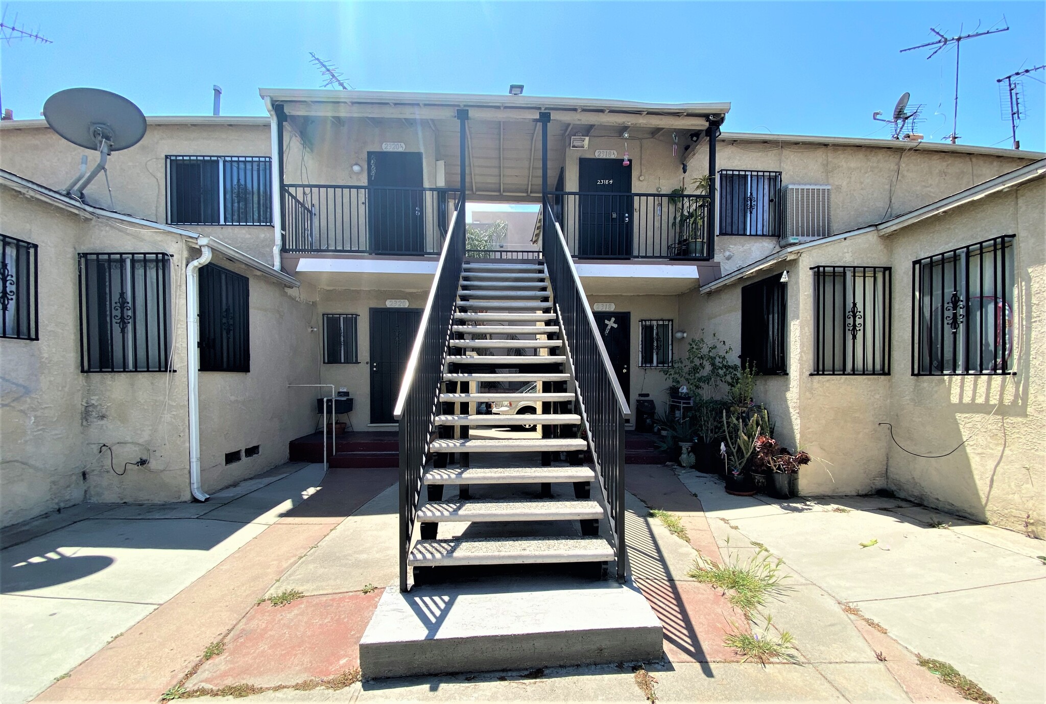 2316 Michigan Ave, Los Angeles, CA for sale Primary Photo- Image 1 of 1