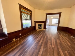 1110 Lincoln Ave, San Rafael, CA à louer Photo intérieure- Image 2 de 12