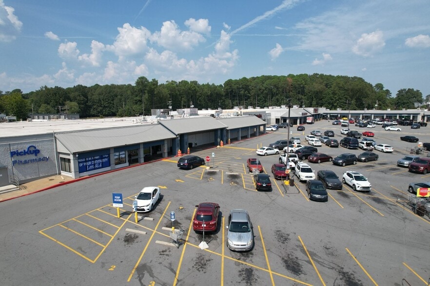 8824 Geyer Springs Rd, Little Rock, AR for sale - Building Photo - Image 2 of 5