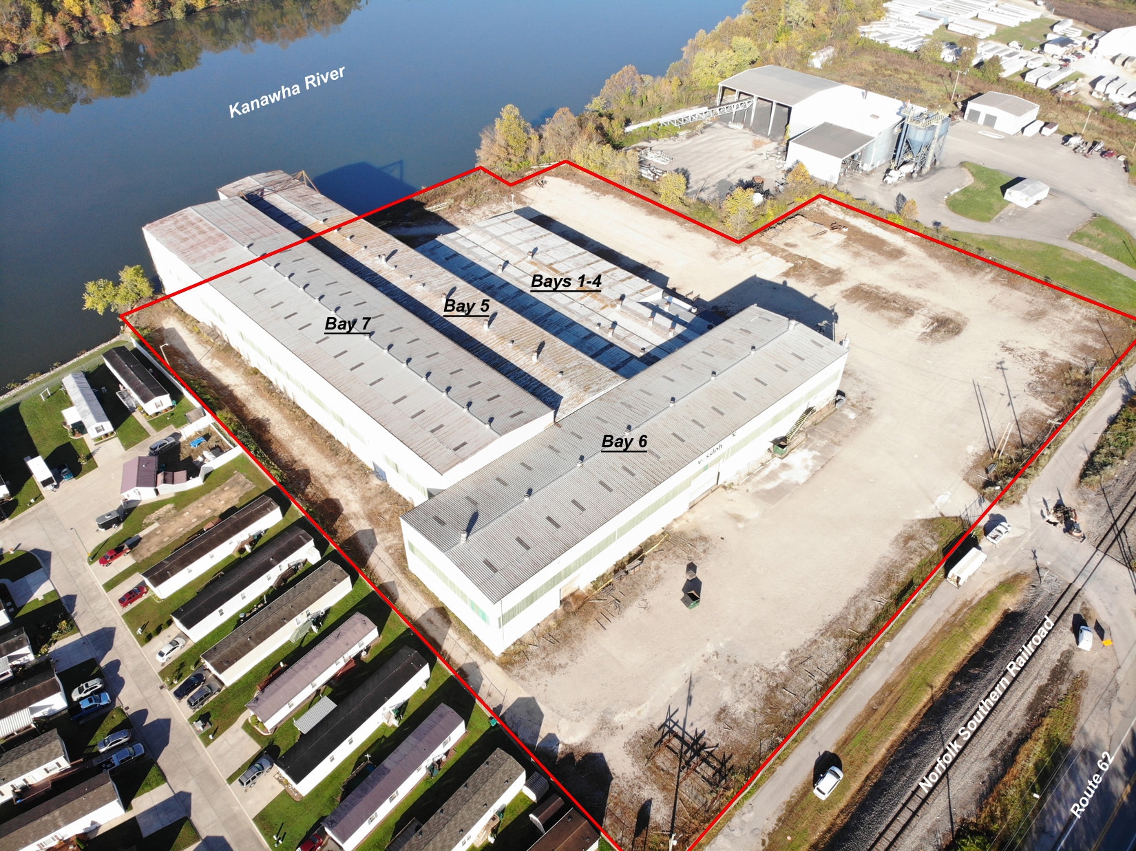 64 Waterway Dr, Poca, WV à louer Photo du bâtiment- Image 1 de 15