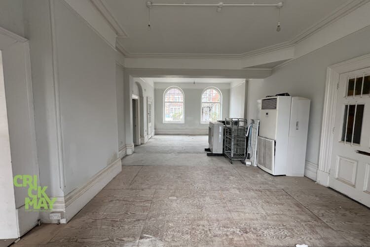 Market Sq, Petworth for lease Interior Photo- Image 1 of 4