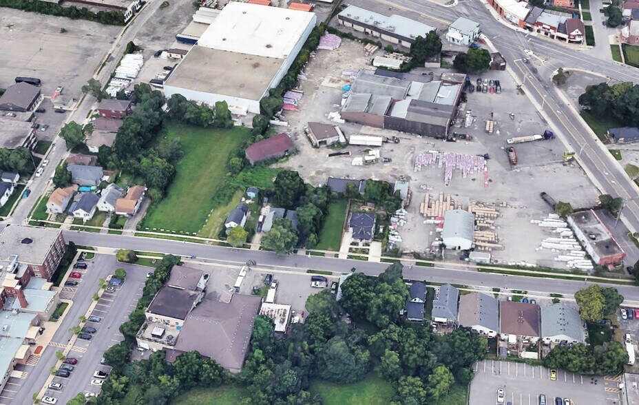 47 Page St, St Catharines, ON à vendre - Aérien - Image 1 de 5