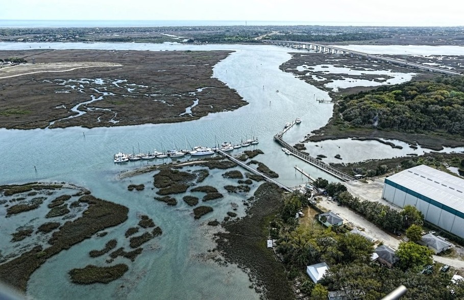 220 Nix Boat Yard Rd, Saint Augustine, FL à vendre - Photo du b timent - Image 1 de 1