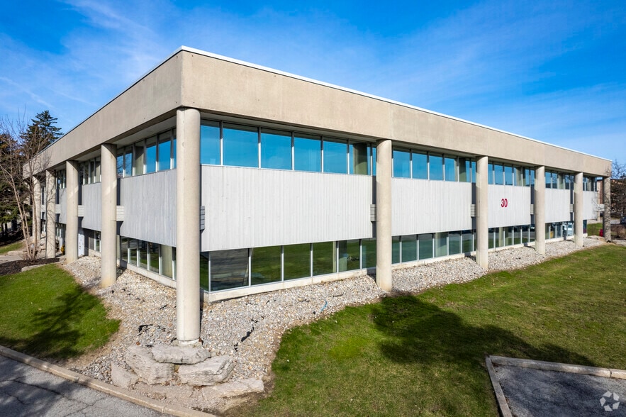 30 Centurian Dr, Markham, ON à louer - Photo du bâtiment - Image 2 de 6