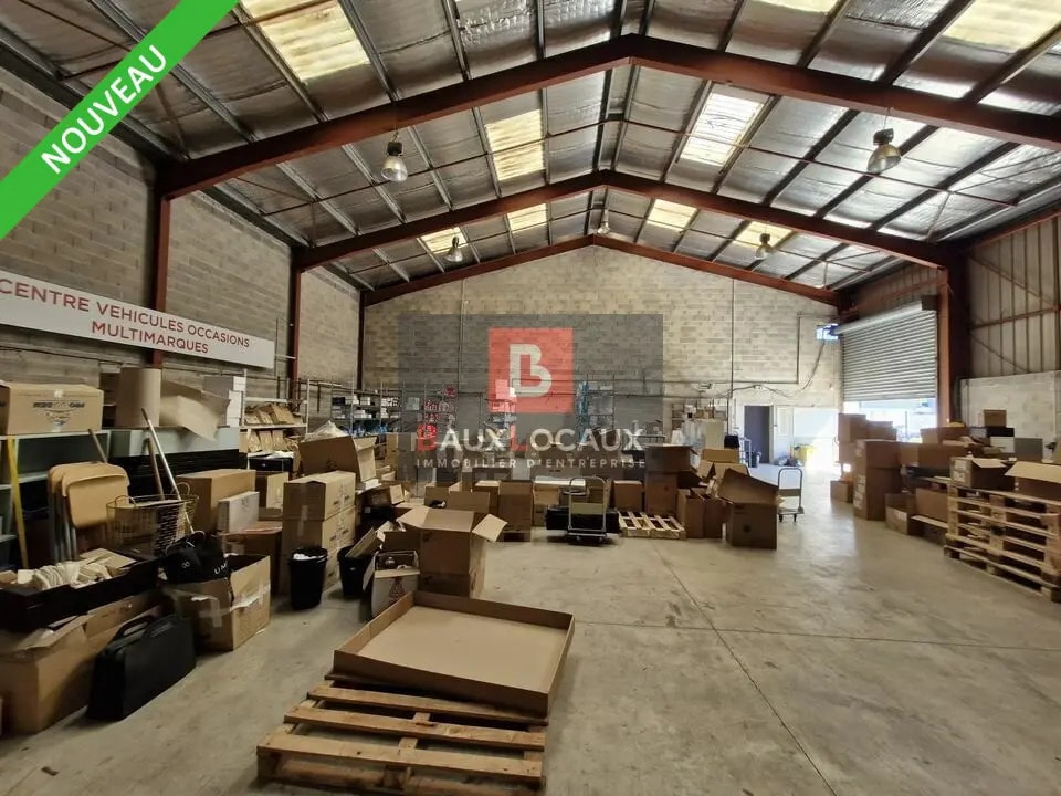 Office in Aubagne for lease Interior Photo- Image 1 of 6