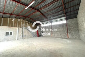 Plus de détails pour Local d'activités à louer