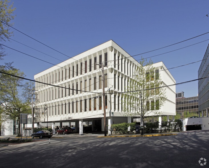 185 Great Neck Rd, Great Neck, NY for lease - Building Photo - Image 2 of 42