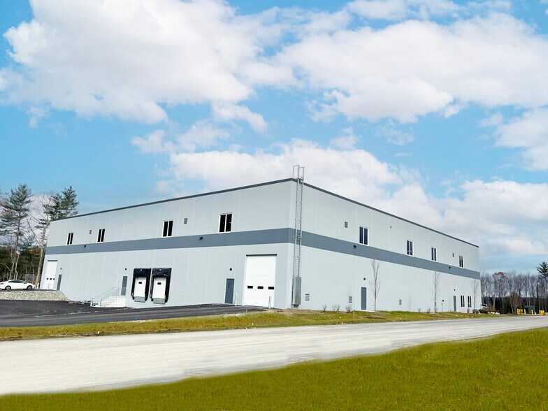 93 Dow Rd, Bow, NH for lease - Building Photo - Image 1 of 4