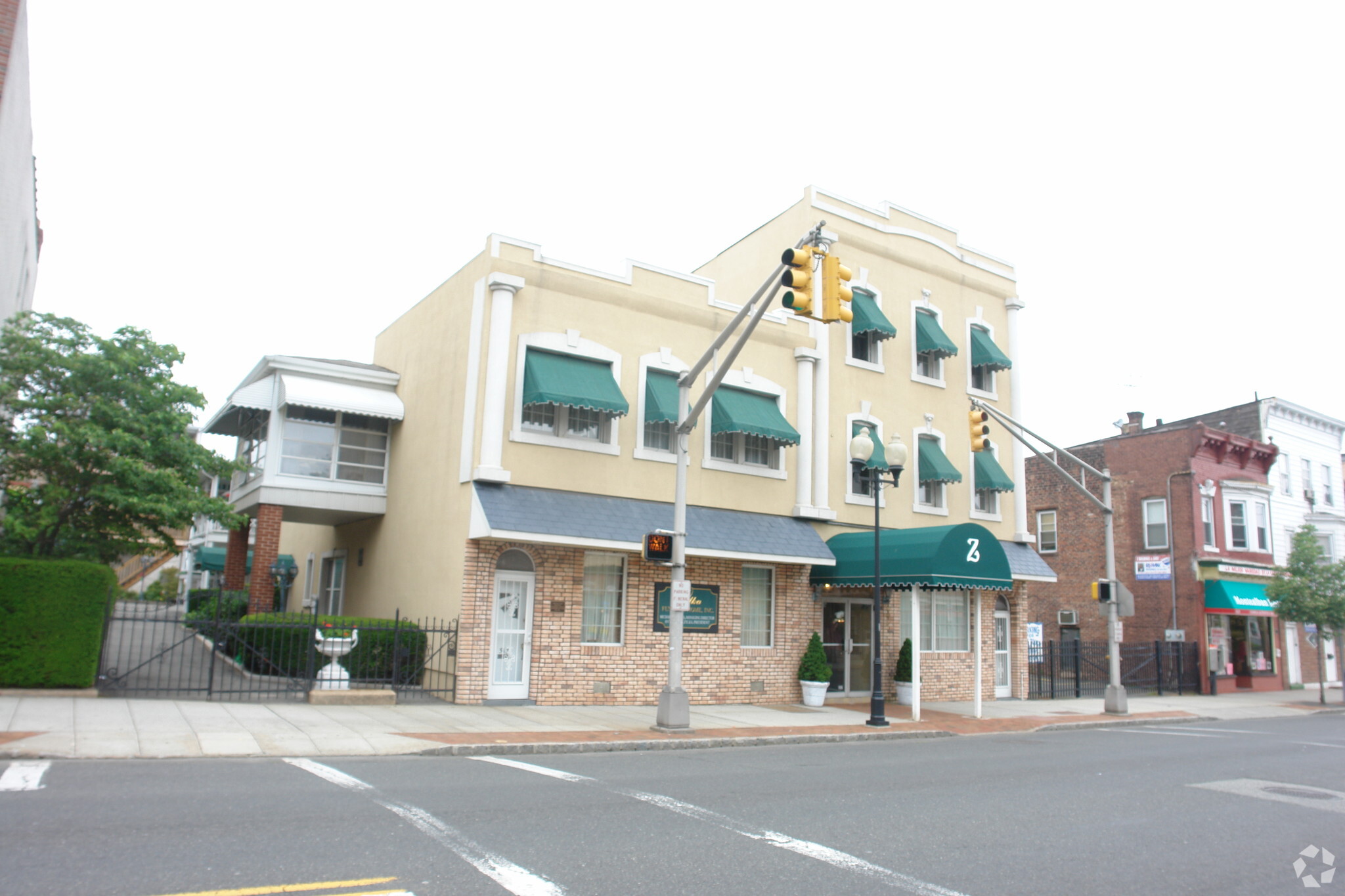 511-515 State St, Perth Amboy, NJ à vendre Photo principale- Image 1 de 1