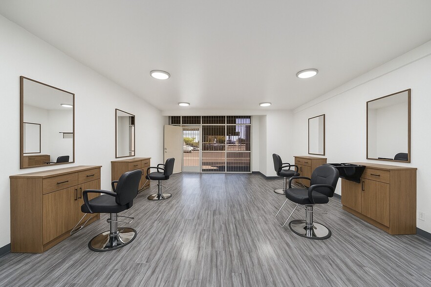 2000-2008 E Broadway Blvd, Tucson, AZ for lease - Interior Photo - Image 2 of 14