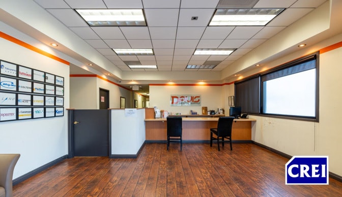 1825 1st St, San Fernando, CA for lease - Interior Photo - Image 3 of 19