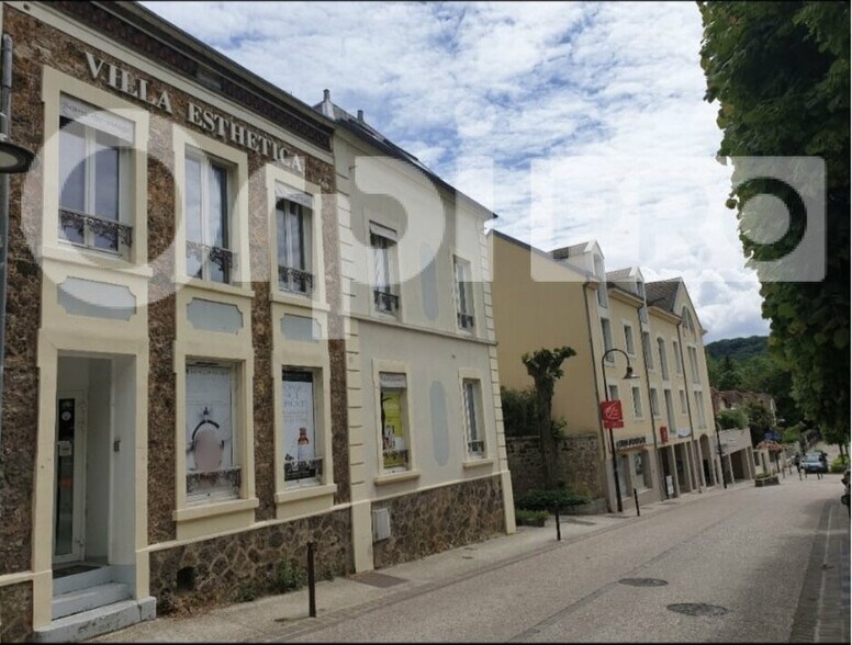 Retail in Gif-sur-Yvette for sale - Building Photo - Image 1 of 6