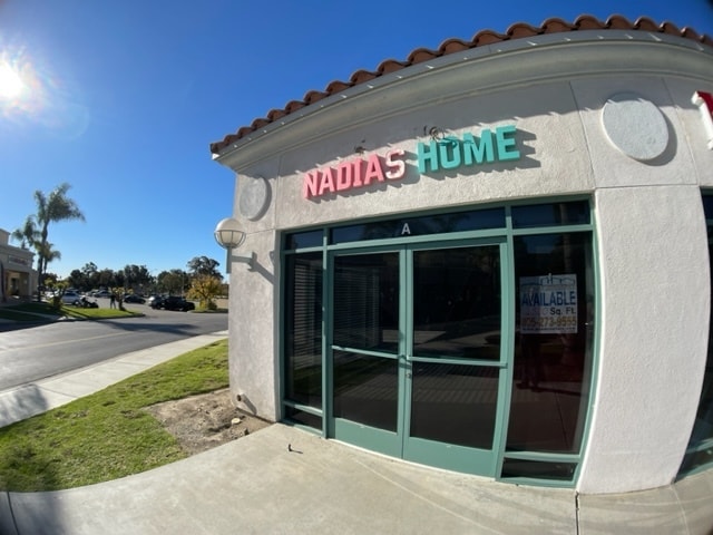 2850 Johnson Dr, Ventura, CA à louer - Photo du bâtiment - Image 3 de 29