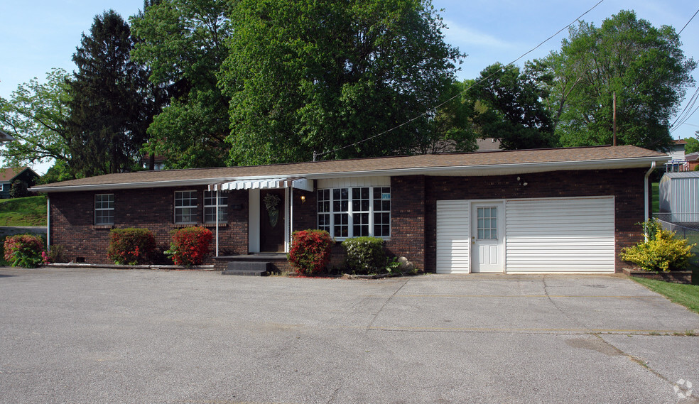 5169 Teays Valley Rd, Scott Depot, WV for sale - Primary Photo - Image 1 of 1