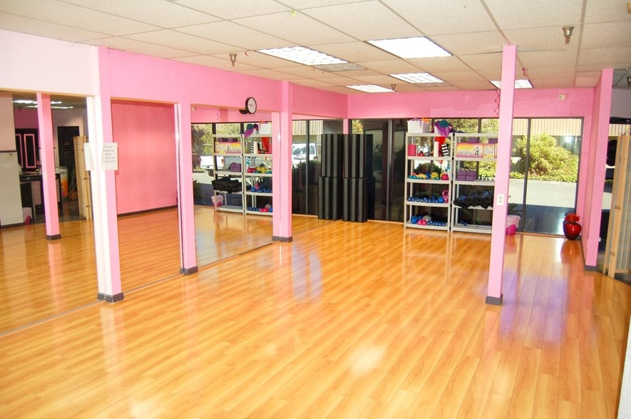 554 Martin Ave, Rohnert Park, CA for lease - Interior Photo - Image 3 of 13