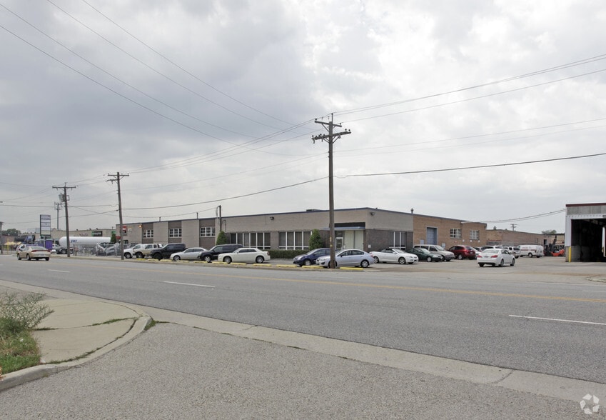 5040 N River Rd, Schiller Park, IL for lease - Building Photo - Image 2 of 2