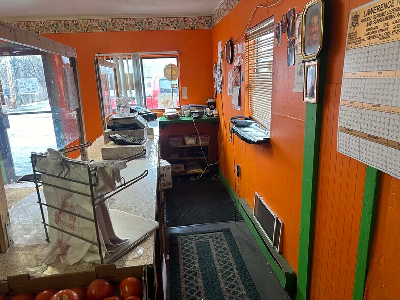 221 Schuyler Ave, Kingston, PA à vendre - Photo intérieure - Image 2 de 11