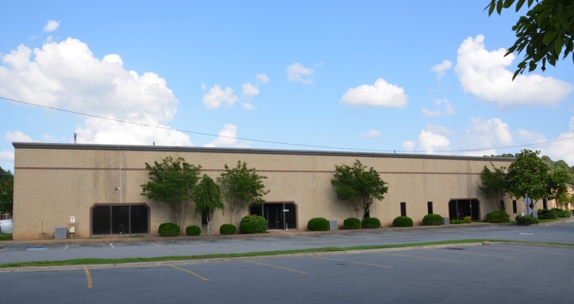 1601 Westpark Dr, Little Rock, AR for lease Primary Photo- Image 1 of 4