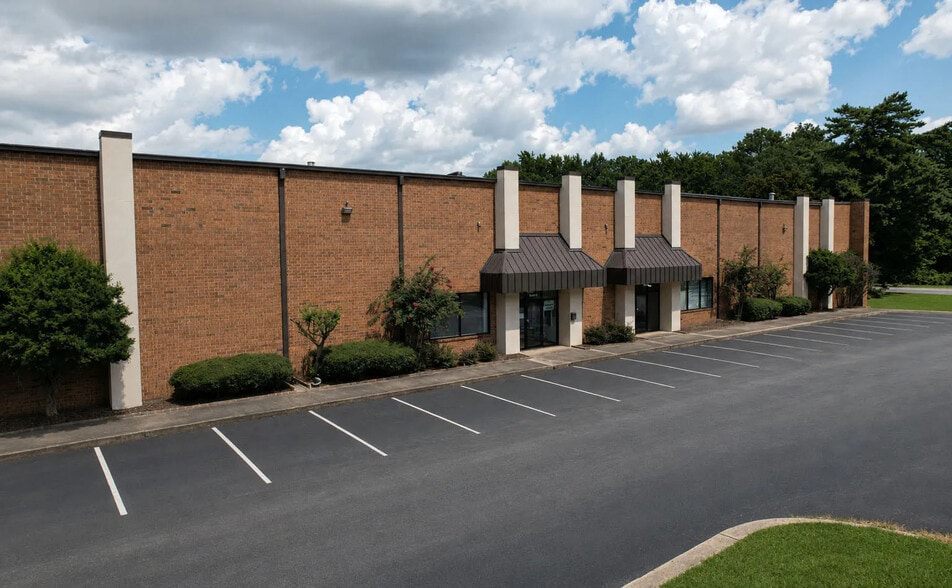 4795 Fulton Industrial Blvd SW, Atlanta, GA for lease - Building Photo - Image 1 of 2