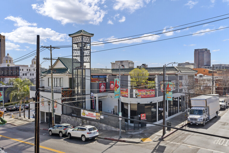 686 N Spring St, Los Angeles, CA for sale - Building Photo - Image 1 of 1