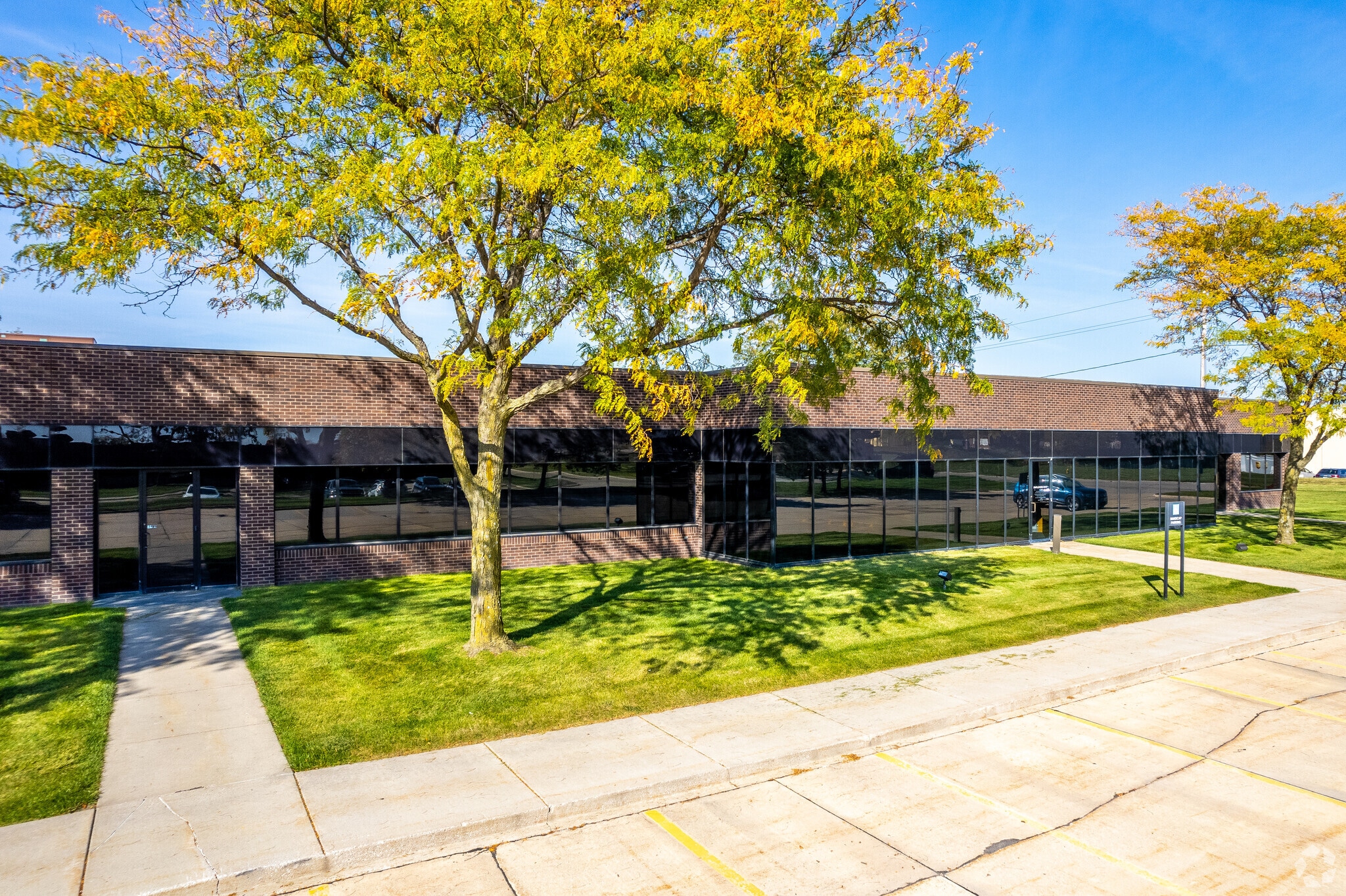 4500-4570 114th St, Urbandale, IA à louer Photo du bâtiment- Image 1 de 6