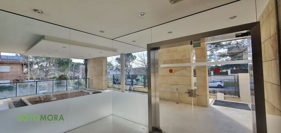 Bureau dans Madrid, Madrid à louer - Photo du bâtiment - Image 2 de 33