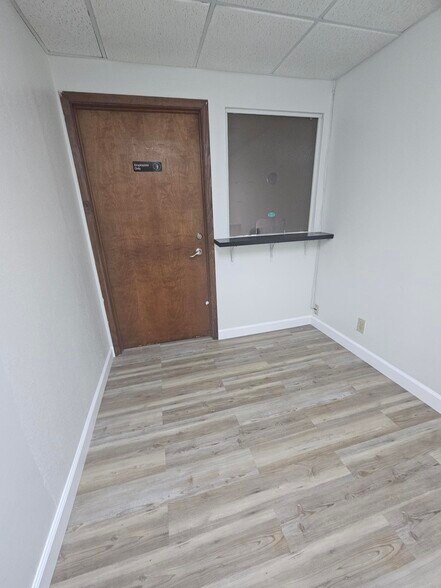 14110 Transportation Ave, Laredo, TX à louer - Photo du bâtiment - Image 2 de 8