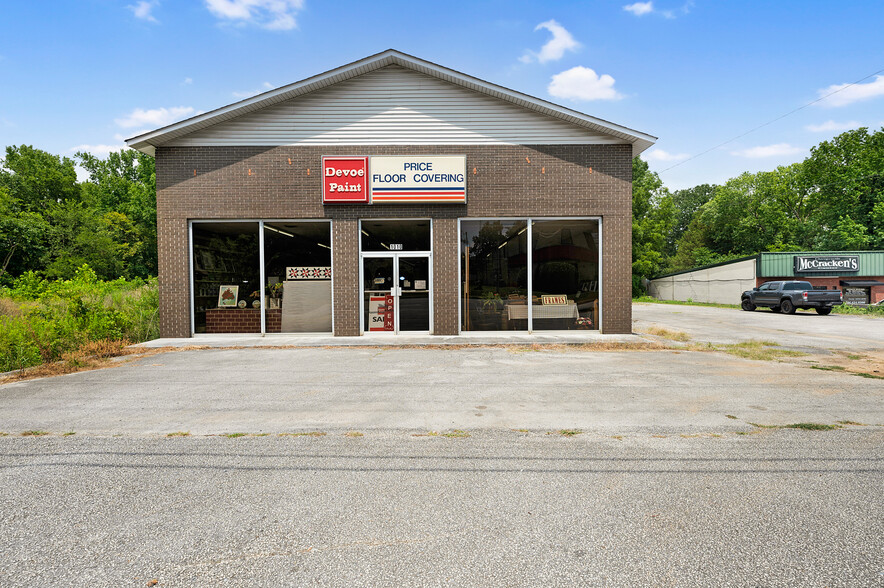 1010 S Wall St, Calhoun, GA à vendre - Photo principale - Image 1 de 1