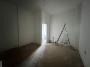 14 Mill St, Bedford for lease Interior Photo- Image 2 of 2