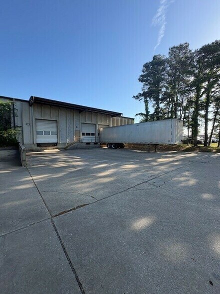 3230 Thomason Ave, Montgomery, AL à louer - Photo du bâtiment - Image 3 de 9