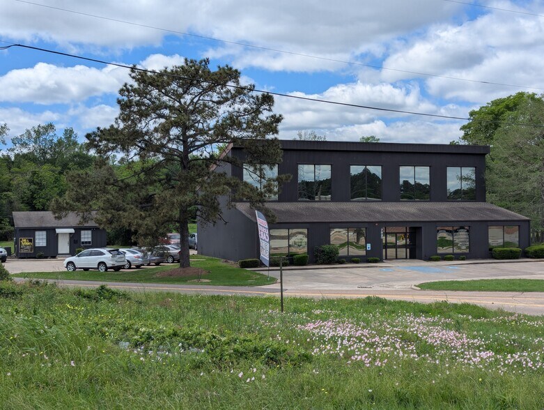 7945 Eastex Fwy, Beaumont, TX à louer - Photo du bâtiment - Image 1 de 23