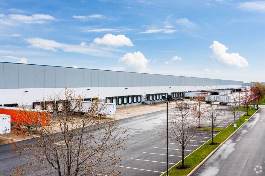 1 Costco Dr, Monroe Township, NJ à louer - Photo du bâtiment - Image 2 de 3