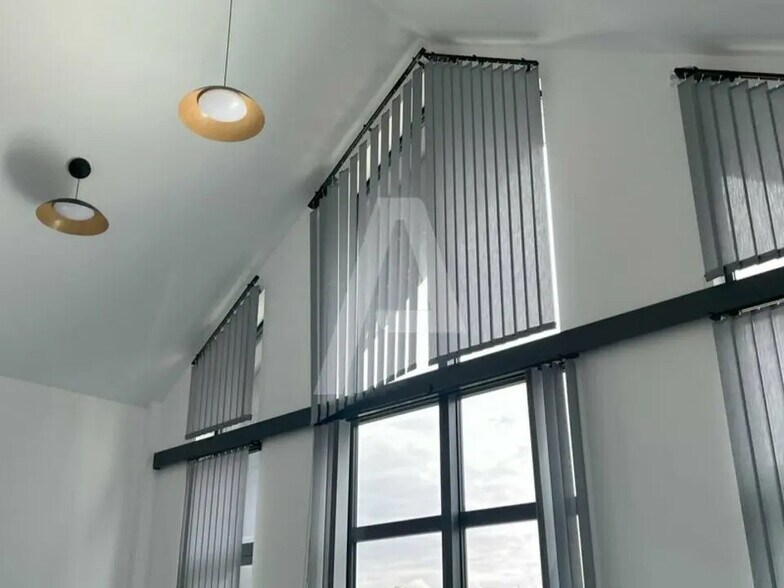 Bureau dans Plaisir à louer - Photo intérieure - Image 3 de 7