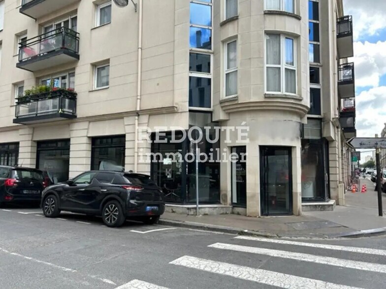 Retail in Reims for lease - Building Photo - Image 1 of 4