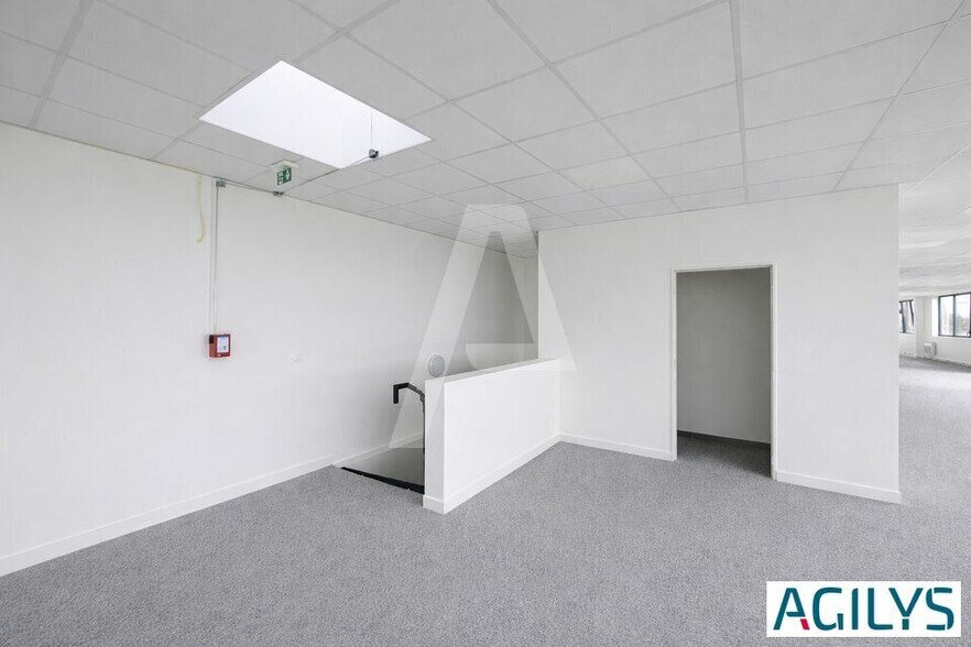 Flex in Bondoufle for sale - Interior Photo - Image 3 of 8