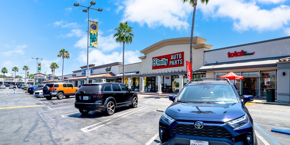 11202-11340 Crenshaw Blvd, Inglewood, CA for lease - Building Photo - Image 3 of 7