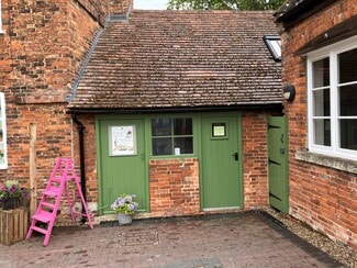 Plus de détails pour 3 Main Rd, Ashbourne - Commerce de détail à louer