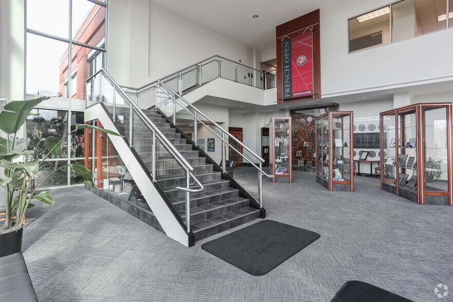 1310 E 96th St, Indianapolis, IN à louer - Photo intérieure - Image 3 de 5