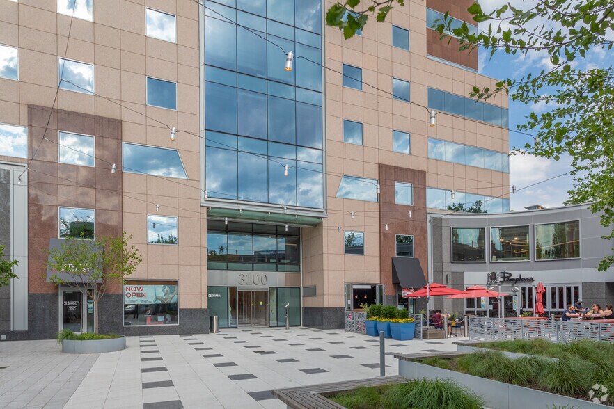 3100 Clarendon Blvd, Arlington, VA à louer - Photo du bâtiment - Image 2 de 5