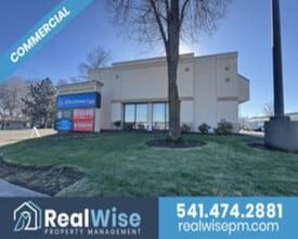 2390 W Main St, Medford, OR for lease Building Photo- Image 1 of 22