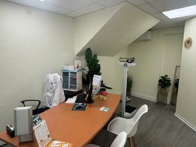 Office in Castries for lease - Interior Photo - Image 3 of 6