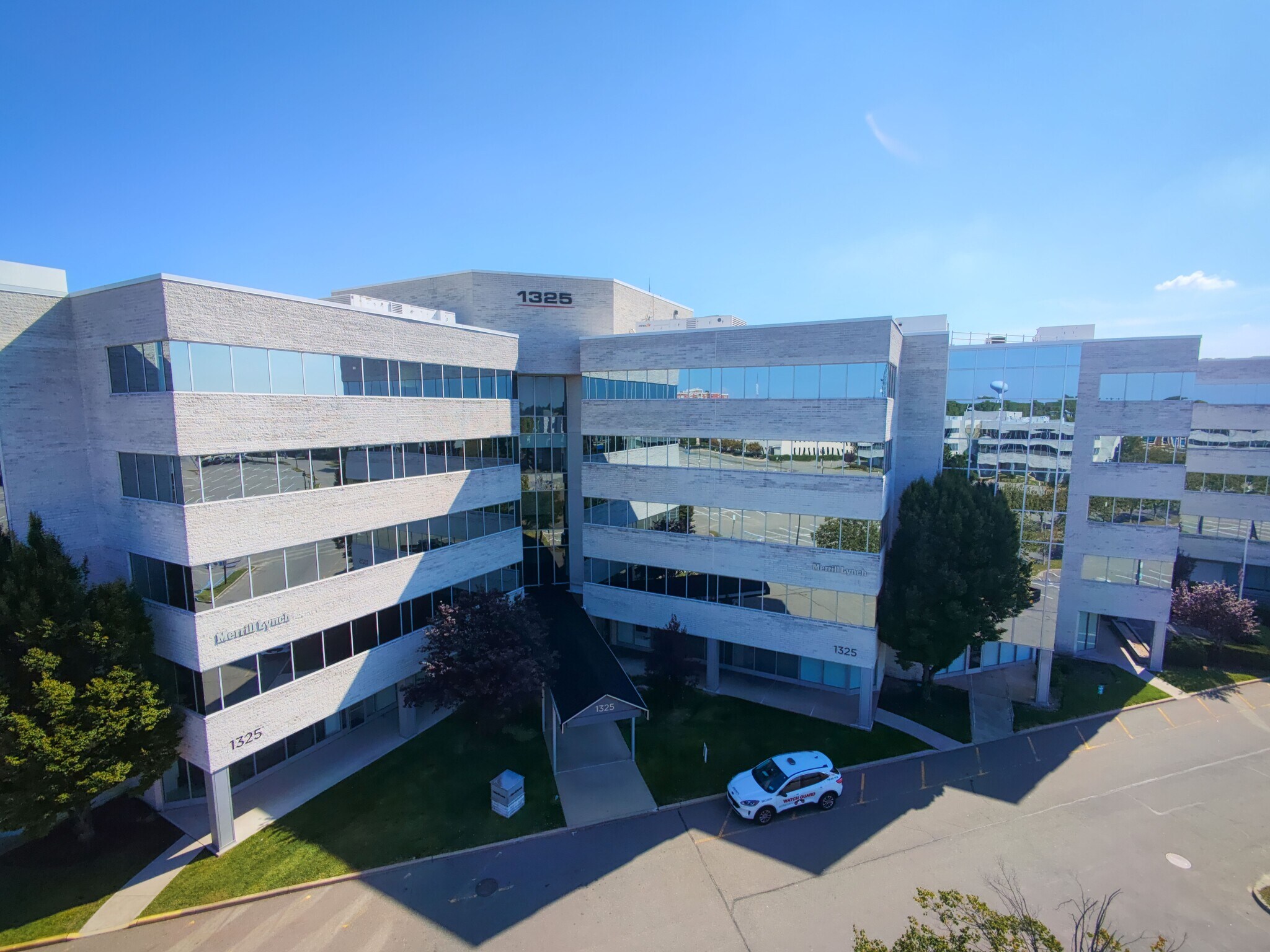 1325 Franklin Ave, Garden City, NY for lease Building Photo- Image 1 of 7