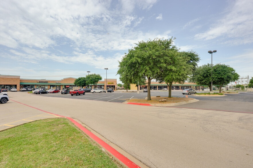 1511 Justin Rd, Lewisville, TX for sale - Building Photo - Image 2 of 2