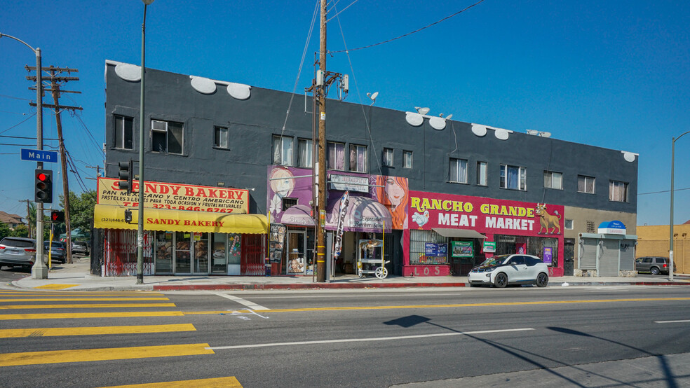 5251 S Main St, Los Angeles, CA à vendre - Photo principale - Image 1 de 14