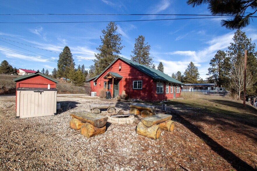 609 S Middlefork Rd, Garden Valley, ID à vendre - Photo du bâtiment - Image 2 de 32
