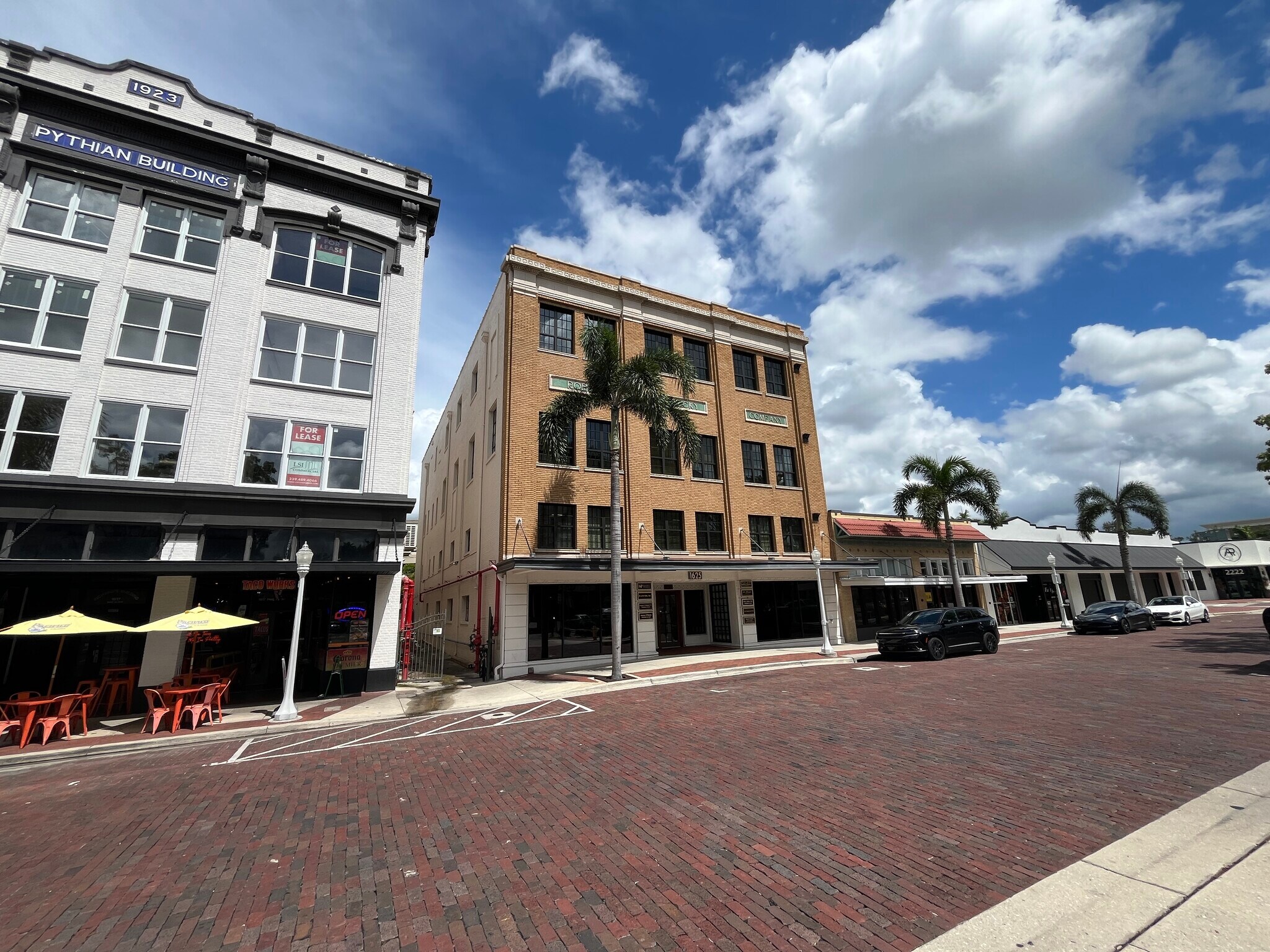 1625 Hendry St, Fort Myers, FL for lease Building Photo- Image 1 of 5