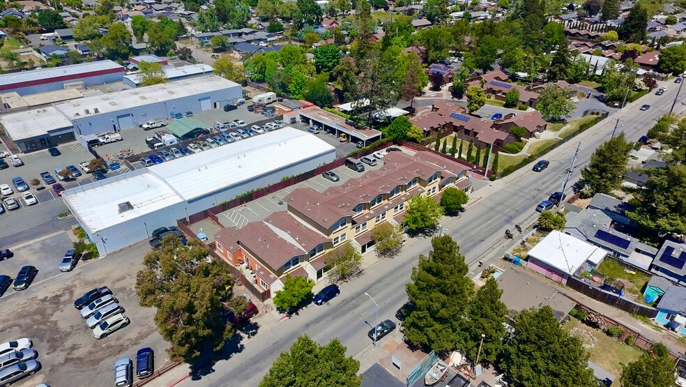 623 Aston Ave, Santa Rosa, CA for sale - Aerial - Image 3 of 13