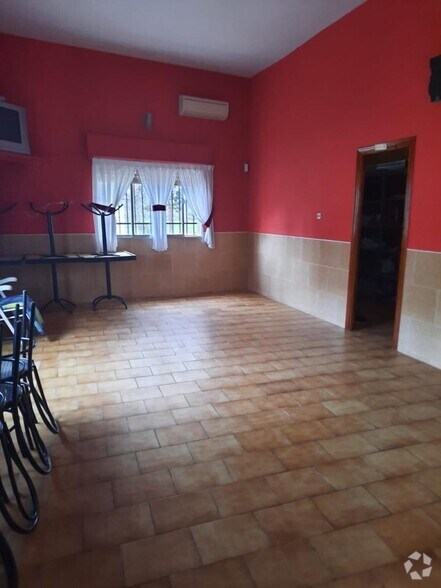 Retail in Gálvez, Toledo for sale - Primary Photo - Image 1 of 6