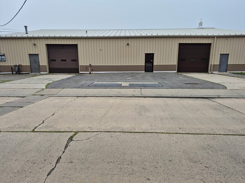 61 Water St, Ossining, NY à louer - Photo du bâtiment - Image 2 de 5