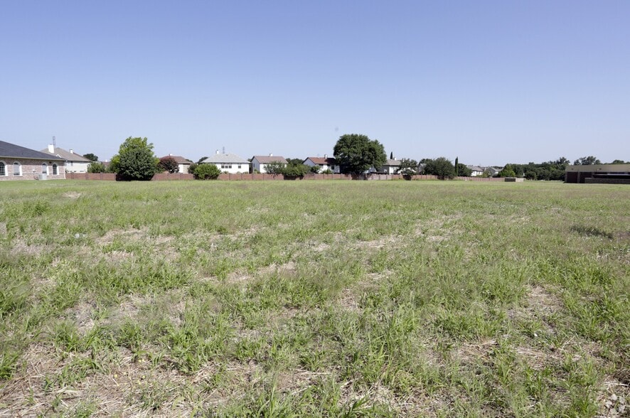 3341 Premier Dr, Plano, TX for sale - Building Photo - Image 2 of 2